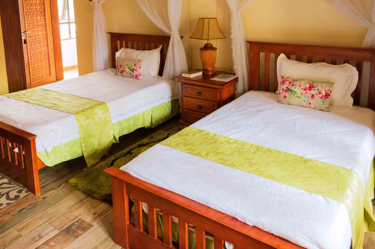 Fort Fun City Hotel Fort Portal 외부 사진