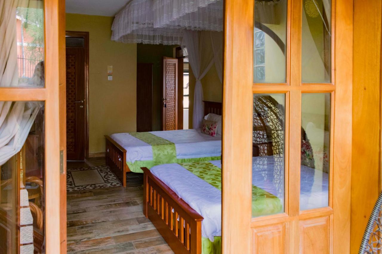 Fort Fun City Hotel Fort Portal 외부 사진