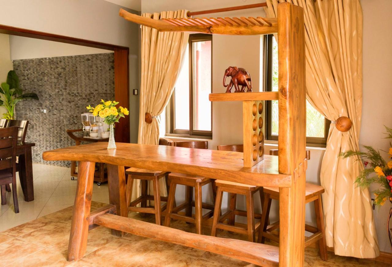 Fort Fun City Hotel Fort Portal 외부 사진