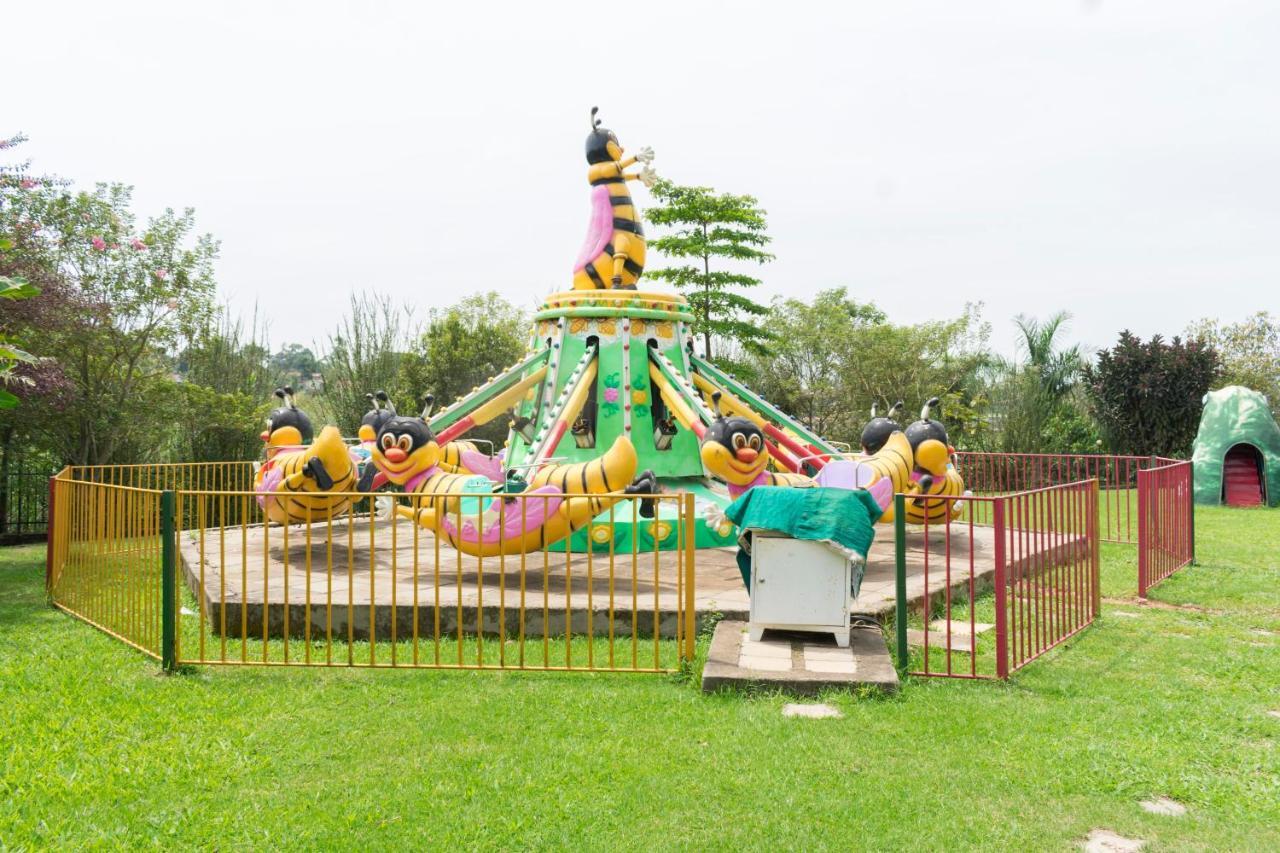 Fort Fun City Hotel Fort Portal 외부 사진